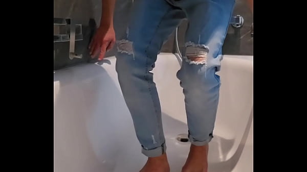 Image Piss pig