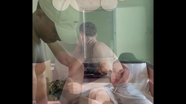 Image NOVINHO DEIXOU EU METER SEM D&Oacute_ AT&Eacute_ GOZAR DENTRO.