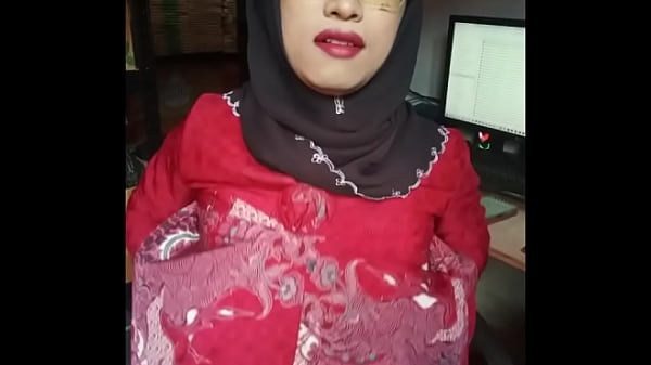 Image Black Hijab Transgirl Slut Masturbates Until Cum