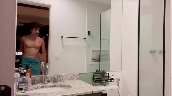 Image VIZINHO VEIO PEDIR A&Ccedil_UCAR EMPRESTADO E ACABOU GANHANDO LEITE NO CUZINHO. - FREE