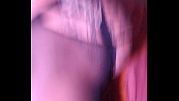 Image Caah kabulosa trepa gostoso com seu esposo dotado.