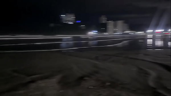 Image Fomos ata a praia atr&aacute_s de putaria e encontramos uma cadeira do salva vidas, n&atilde_o resisti e tive que provar a adrenalina ...