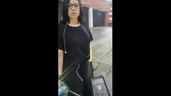 Image Carrying an order I meet this strange and pretty girl