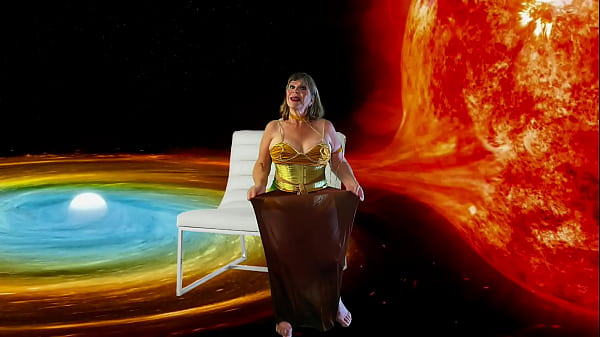 Image Granny Princess Leia: There's Something Wrong With My Lightsaber!