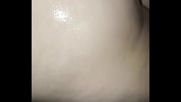 Image El vecino me solprende en el ba&ntilde_o y me folla el culo