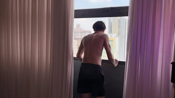 Image NOVINHA MORRENDO DE FRIO PRECISOU DE PAU PARA ESQUENTAR