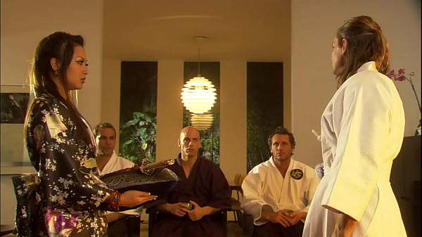 Image Milf Asian Gianna Lynn Gives Pleasure To A Samurai
