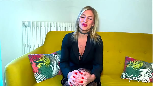 Image Irina, blonde atomique, veut de la bite et de la chatte