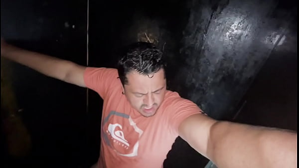 Image Pagou para foder o cu do maloca e depois levou pra casa para ser marmita do amigo dotado - FULL RED
