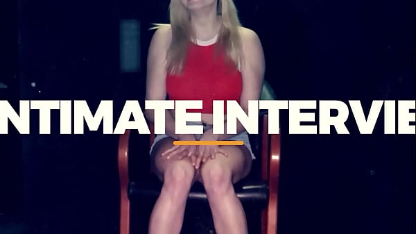 Image Lizzie Love Visits The Gloryhole For The 1st Time For BJ's