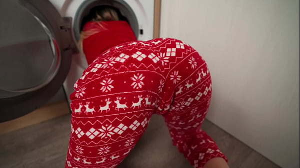 Image Best Gift for Step Son - Step Mom Stuck in Washing Machine!