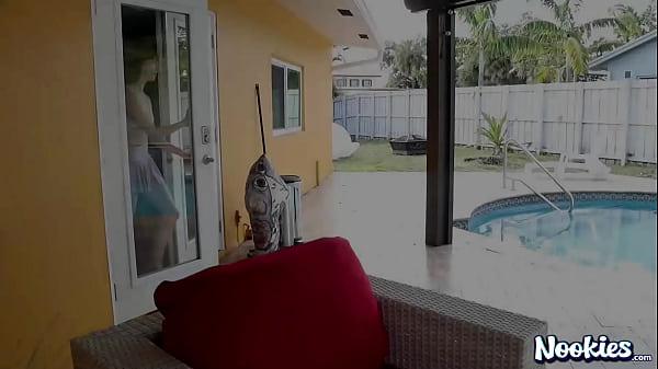 Image Skinny dip surprise - Tess Thompson - Nookies