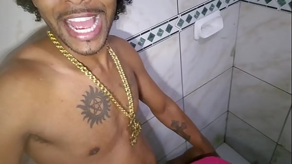 Image Pretinha Baiana Mamando e Chupando o Roludo no Banho