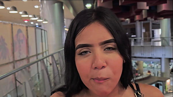 Image Me la cogi en el ba&ntilde_o del centro comercial despues de unos dias de a ver salido al cine con ella