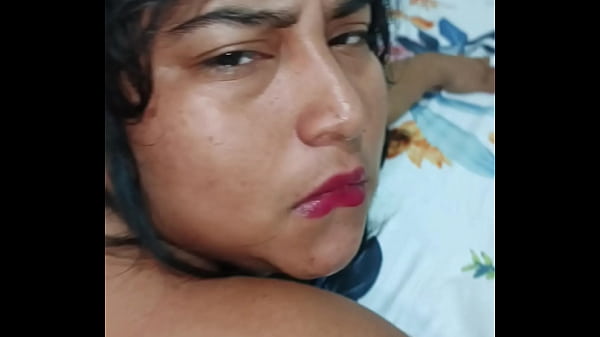 Image A mi cornudo le encanta cuando le cuento que mi padrastro vino a darme verga