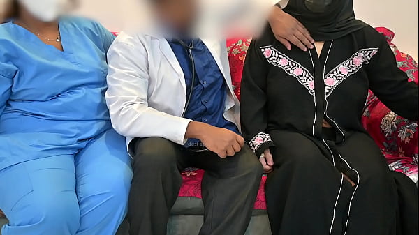 Image Doctor satisfying his dick with nurse and muslim patient lady