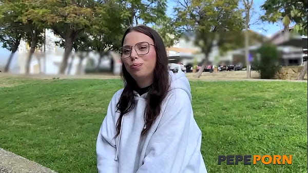Image FIRST ANAL - Claire P, a chubby and very hot girl, wants her ass pounded - PPP