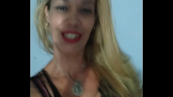 Image Loira casada aparece se masturbando em v&iacute_deo caseiro! Vizinho descobriu e colou noa net!