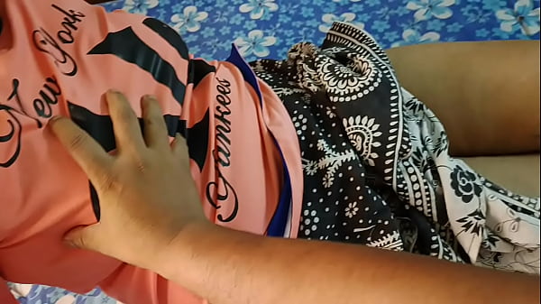 Image Desi Chudai of Cute Girl in Skirt