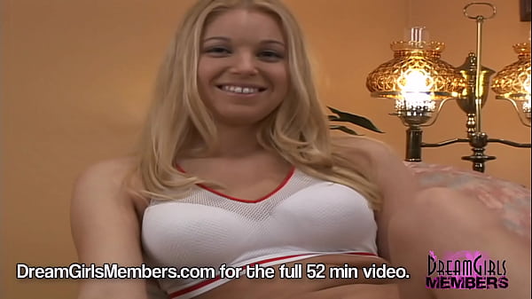 Image Hollie Vibrates Her Wet Pussy To Get Off
