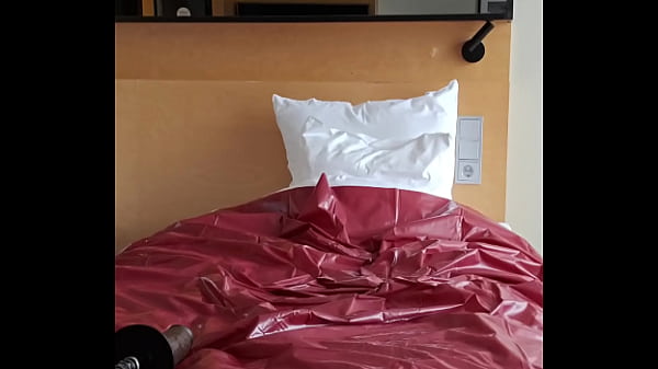 Image Latexi69 sex machine anal
