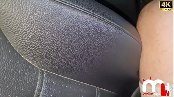 Image Achei um negao na rodoviaria e o chamei para me foder no carro enquanto o corno dirige.