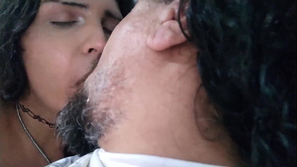 Image MAMEI GOSTOSO O PAI DO MEU MELHOR AMIGO ENQUANTO ELE ESTAVA FORA- ALICE HAEL
