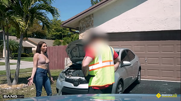 Image Slay Kay Fucks In Her Boyfriend's Backyard To Get Her Car Fixed