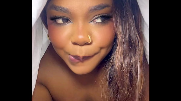 Image Madrastra de &eacute_bano atrapada hijastro masturb&aacute_ndose fingiendo mu&ntilde_eca sexual