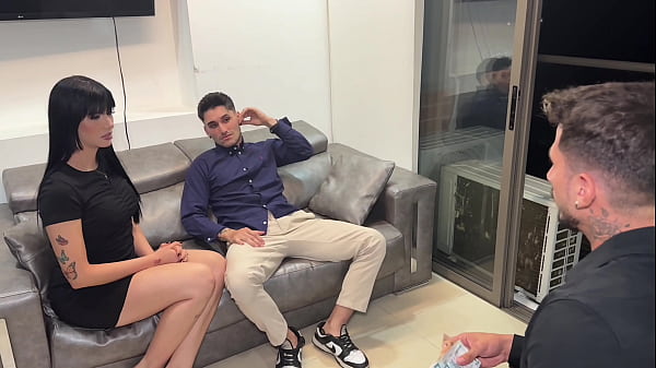 Image Threesome With Yennifer Chacon And El Papi In Exchange Of Money And Passports With Two Big Cock Cum Shots