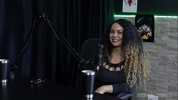 Image MELHORES MOMENTOS DA CHARLOTTYE NO PAPO PRIVE COM RAPHAELA SAVANAH - PARTE 2 (WATCH ON: SHEER/RED)