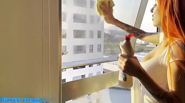 Image QUEM QUERIA UMA EMPREGADA ASSIM? METI NO CU E GOZEI DENTRO ! (COMPLETO NO SHEER )