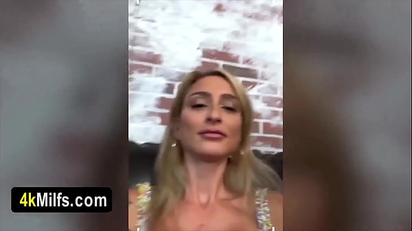 Image Nymphomaniac MILF stepmom Kathryn asked me to fill her pussy up with my cum