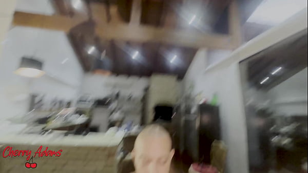 Image Preparei a Bucetinha pra ele Jantar e Acabei Esguichando Em Cima da Mesa!!!