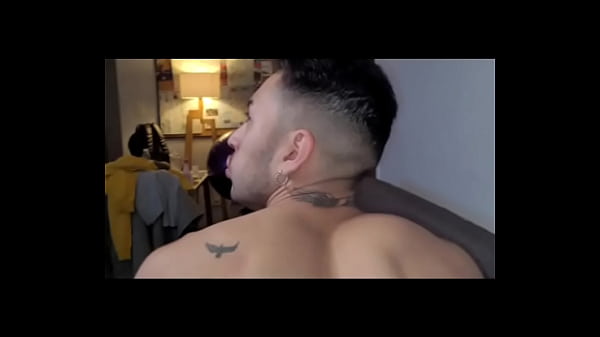 Image Pasivo cul&oacute_n Fit twink taladrado varias veces por macho activo hetero - bareback- sem camishina