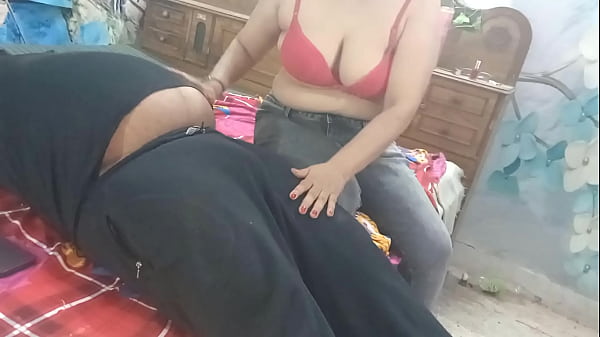 Image Sexy Bhabhi gives a desi blowjob to her tenant