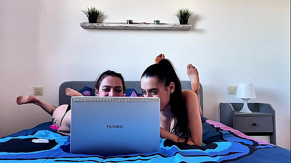Image Briseida Myers & Malafalda taste their sweet pussies