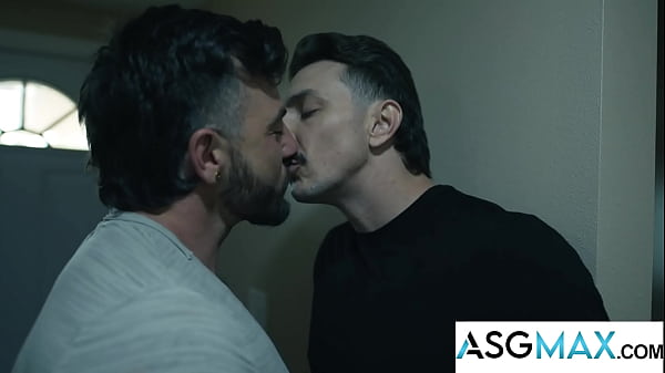 Image Cheating Hunk Reveals Affair By Filming Himself Fucking on Social Media