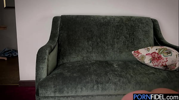 Image Her real skills involve spreading her pretty pink snatch for cock while she deepthroats dick - Tera Winters
