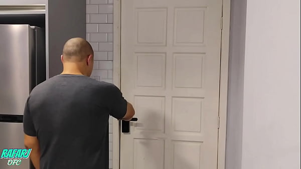Image Pediu para tomar banho na casa do vizinho mas acabou tomando rola no cu!