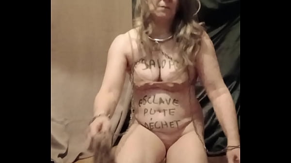 Image 2025 03 05 Esclave F autoseance punaises tags humiliation