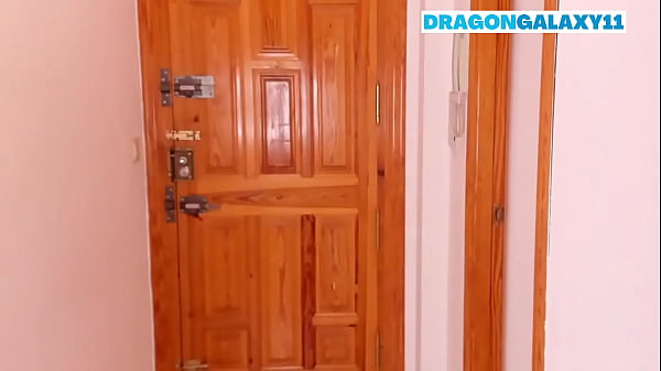 Image DELIVERY GUY FUCKED BY BLONDE MILF WITH BIG TITS