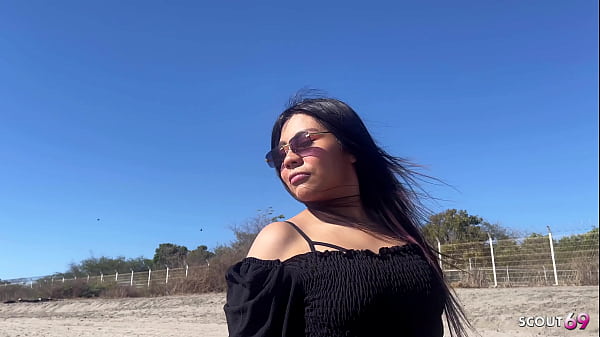 Image Mexican Latina Bitch Pick Up and talk to No Condom Anal Creampie Fuck by old German Tourist at Holiday Trip
