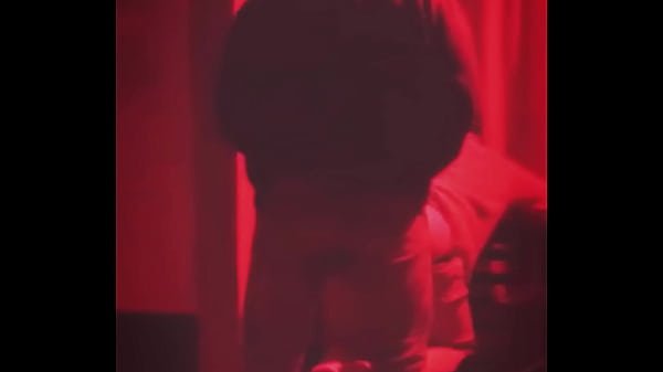 Image Follamos en la fiesta de despedida de solteros el novio me folla a pelo