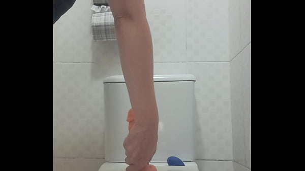 Image Big ass solo girl fucking a big dildo in a big pussy until she gets orgasm and squirts in the bathroom