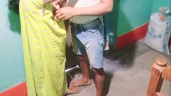 Image Bhabhi caught her stepbrother while he was she