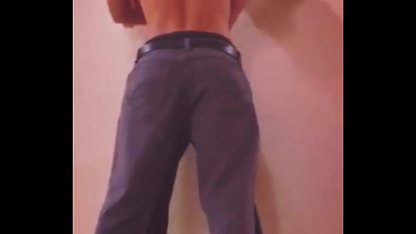 Image ME FOLLA EN EL VESTIDOR Y BA&Ntilde_OS DEL GYM cruising con el hetero curioso del gimnasio