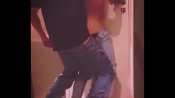 Image NOVIO de mi mejor amiga me folla a pelo despues de una noche de fiesta