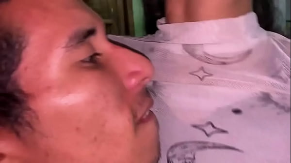 Image me folla a mi hermanastra y le orde&ntilde_o su grandes teta