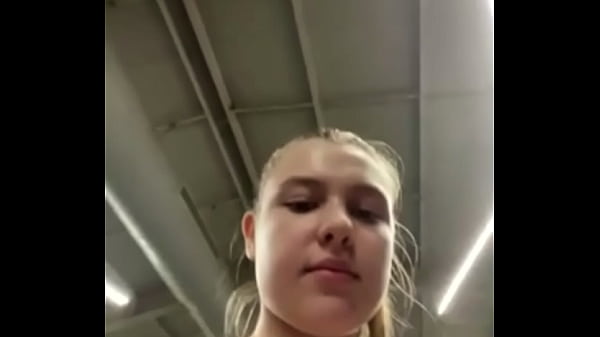 Image Crazy fucking in the gym
